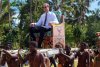 Prince-William-carried-elevated-chair-Tuvalu.jpg