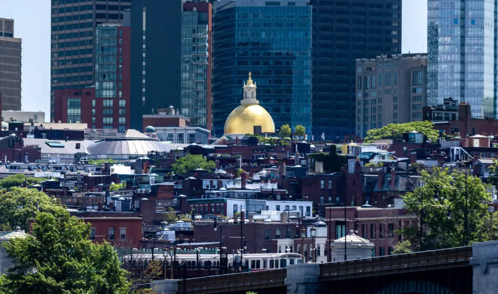 www.wbur.org