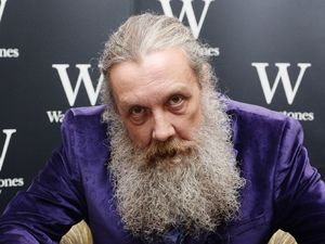 comics-alan-moore-fashion-beast.jpg