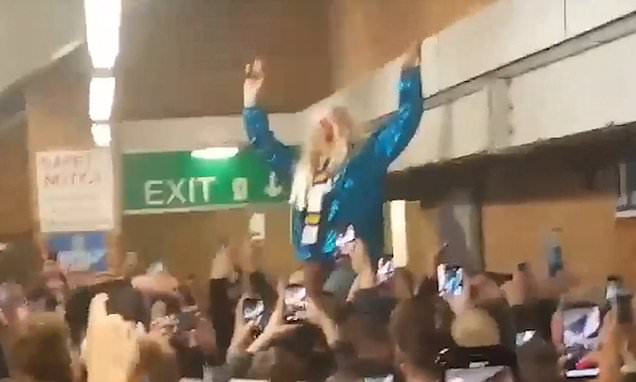 www.dailymail.co.uk