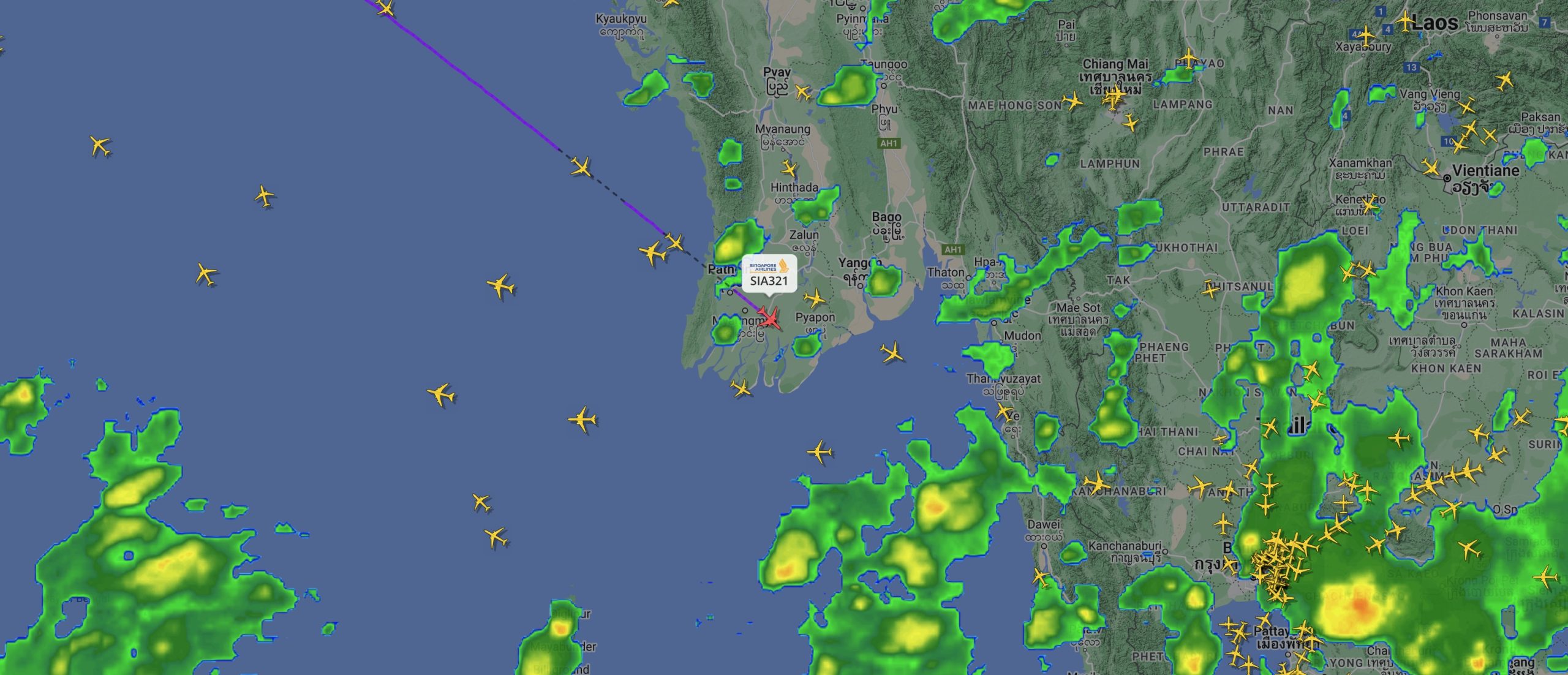 www.flightradar24.com
