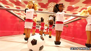 _53721845_barbiefooty_getty304.jpg