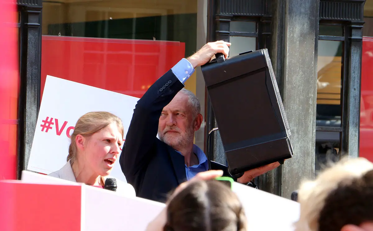 jeremy-corbyn-york-may-2017-speaker.jpg