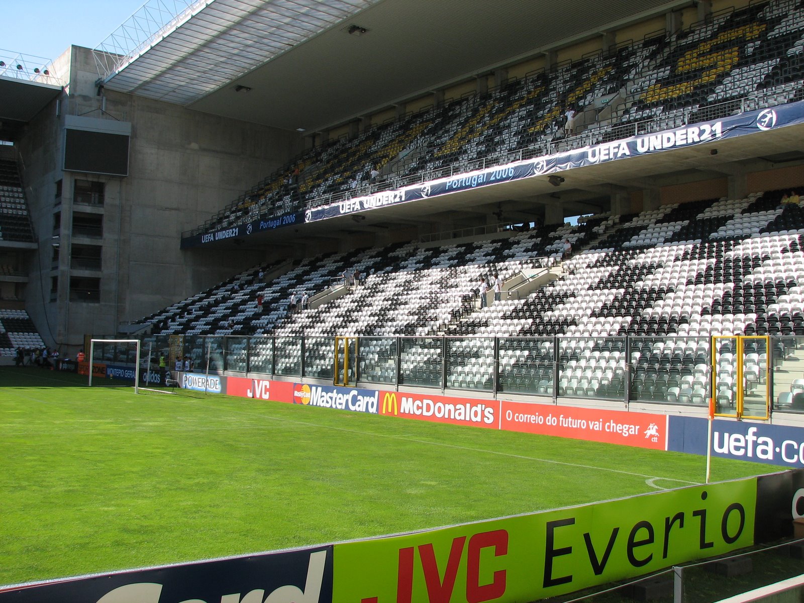 boavista-porto-stadium-86134.jpg