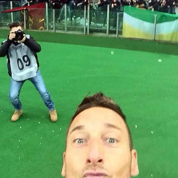 francesco_totti_instagram_selfie.jpg